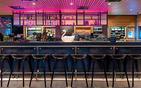 Moxy London Stratford Hotel 4* United Kingdom