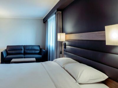 Moxy London Stratford Hotel Exterior photo